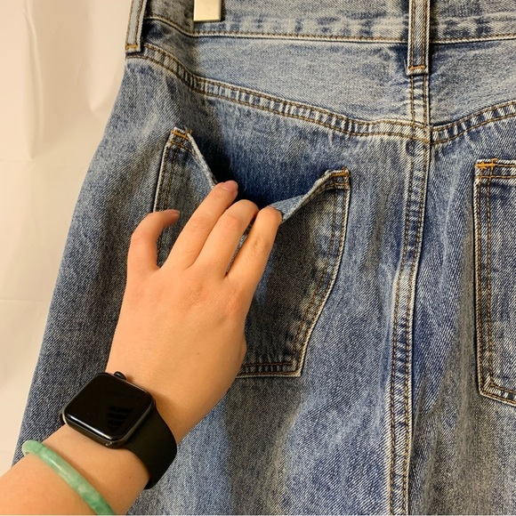 Fashion Nova Crossover Straight Leg Jeans - Blue Light Wash - Picture 9 of 16